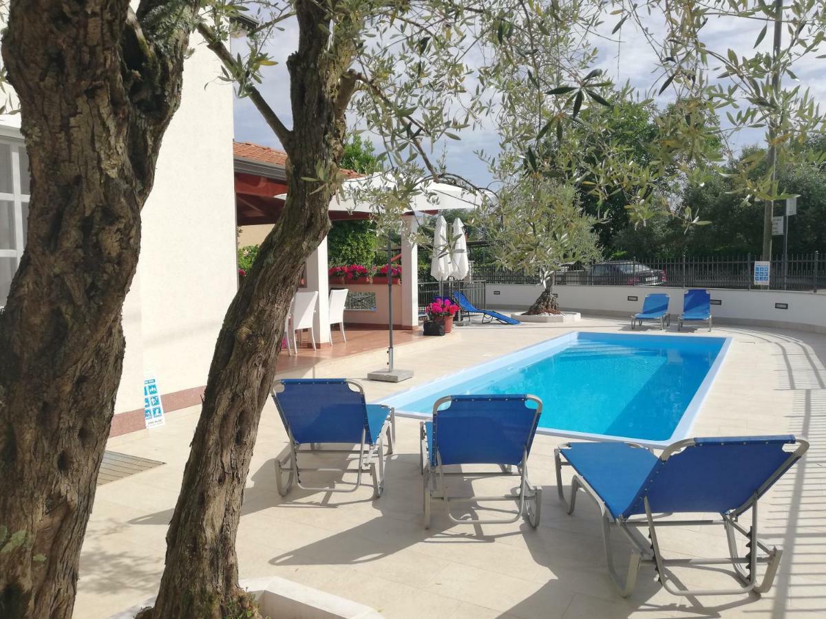 Villa Zare Porec Ngoại thất bức ảnh